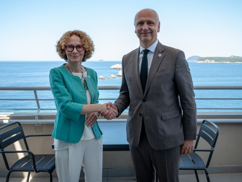 RCC Secretary General Amer Kapetanović met with NATO Deputy Secretary General Radmila Šekerinska on the margins of the Dubrovnik Forum on 12 July 2025 (Photo: RCC/Srdjan Kurajica)