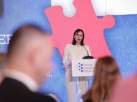 Elda Kalaja, Head of Office of Secretary General of Regional Cooperation Council (RCC) giving a keynote speech at 10th Tirana Connectivity Forum in Tirana on 11 September 2024 (Photo: Courtesy of CDI)