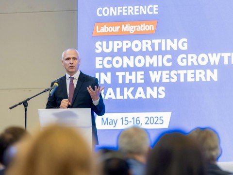 RCC Secretary General Amer Kapetanovic opened High-Level Conference on labour migrations in the Western Balkans takes place in Budva on 15 May 2025 (Photo: RCC/Danilo Papic)